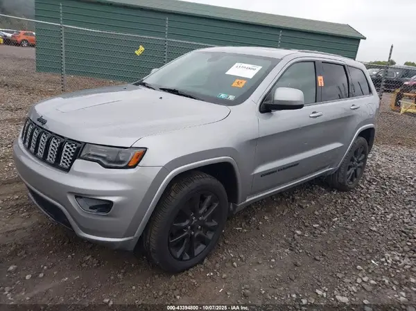 1C4RJFAGXLC336633 2020 JEEP GRAND CHEROKEE - Image 2