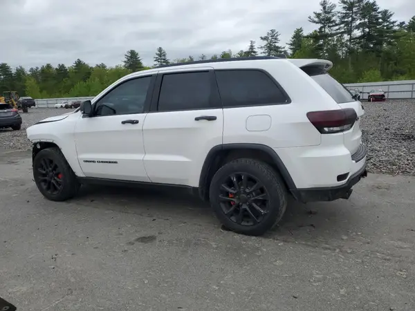 1C4RJFBG0HC602439 2017 JEEP GRAND CHEROKEE - Image 2