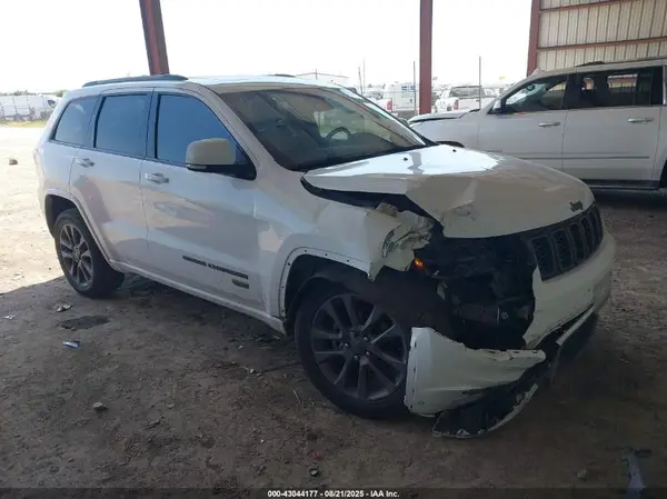 1C4RJFBG0HC608838 2017 JEEP GRAND CHEROKEE - Image 1