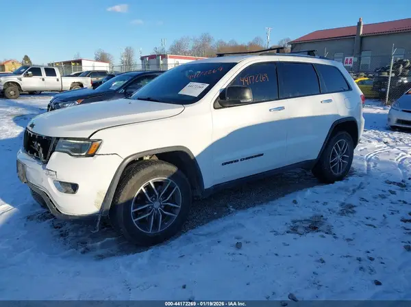1C4RJFBG0HC619564 2017 JEEP GRAND CHEROKEE - Image 2