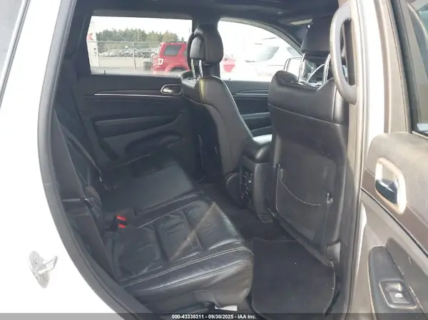 1C4RJFBG0HC640852 2017 JEEP GRAND CHEROKEE - Image 8
