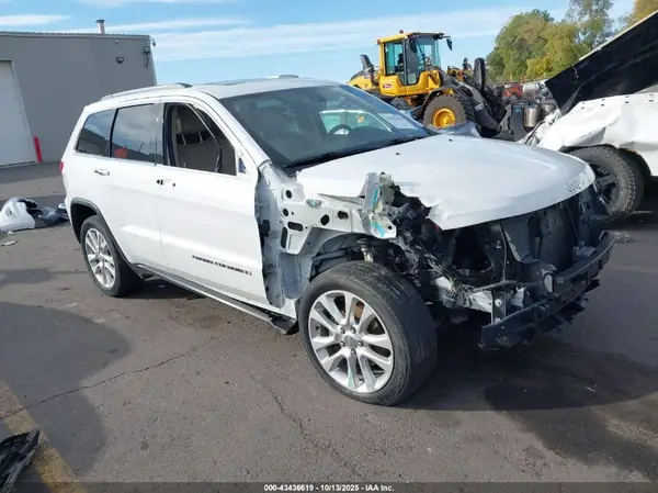 1C4RJFBG0HC670241 2017 JEEP GRAND CHEROKEE - Image 1