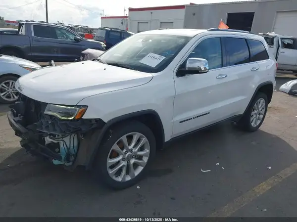 1C4RJFBG0HC670241 2017 JEEP GRAND CHEROKEE - Image 2