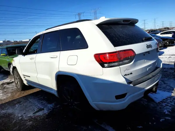 1C4RJFBG0HC688755 2017 JEEP GRAND CHEROKEE - Image 2