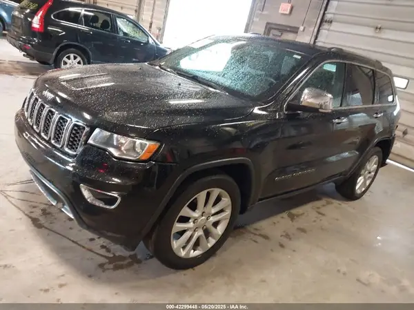 1C4RJFBG0HC705568 2017 JEEP GRAND CHEROKEE - Image 2