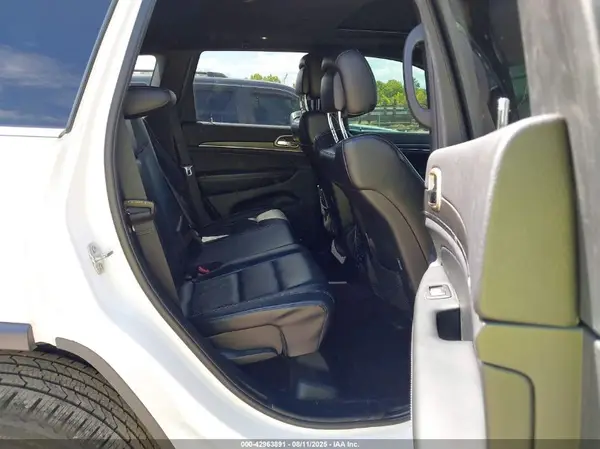 1C4RJFBG0HC715727 2017 JEEP GRAND CHEROKEE - Image 8