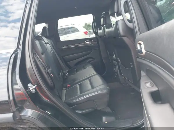 1C4RJFBG0HC716795 2017 JEEP GRAND CHEROKEE - Image 8