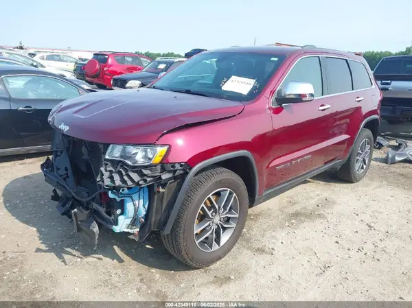 1C4RJFBG0HC750090 2017 JEEP GRAND CHEROKEE - Image 2