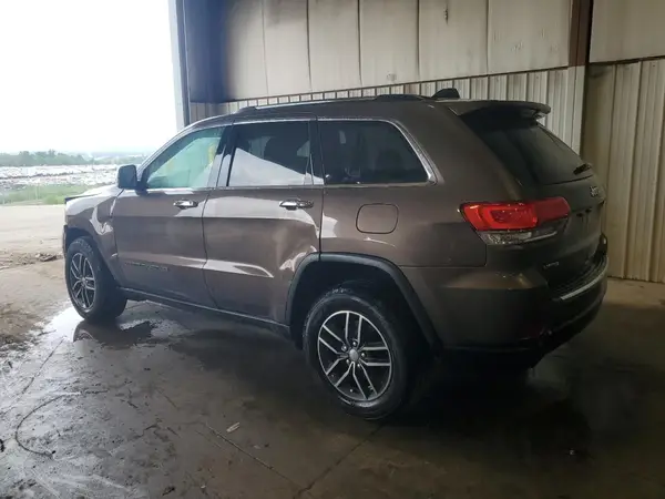 1C4RJFBG0HC760344 2017 JEEP GRAND CHEROKEE - Image 2