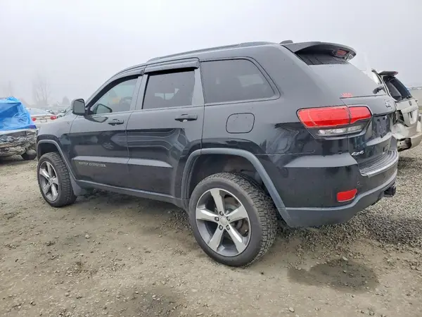 1C4RJFBG0HC792016 2017 JEEP GRAND CHEROKEE - Image 2