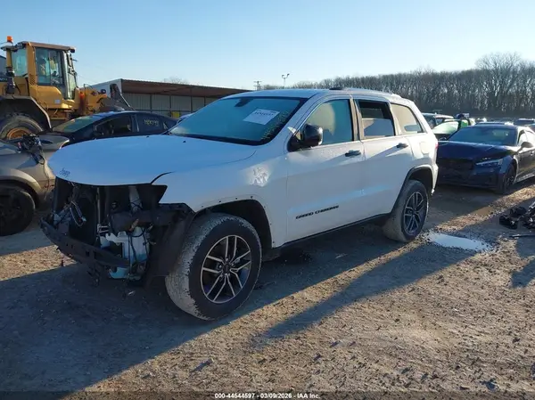 1C4RJFBG0HC806965 2017 JEEP GRAND CHEROKEE - Image 2
