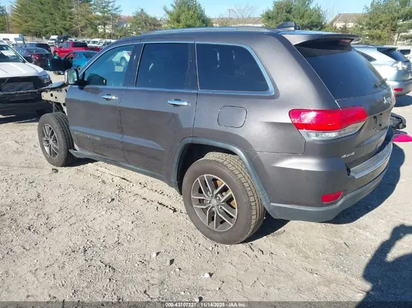 1C4RJFBG0HC809333 2017 JEEP GRAND CHEROKEE - Image 2