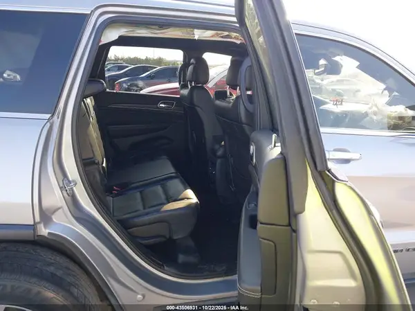 1C4RJFBG0HC820204 2017 JEEP GRAND CHEROKEE - Image 8