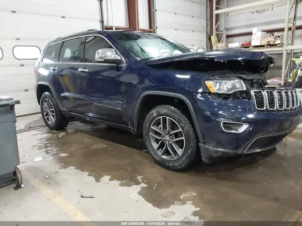 1C4RJFBG0HC842137 2017 JEEP GRAND CHEROKEE - Image 1