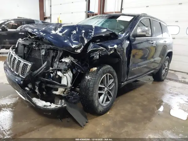 1C4RJFBG0HC842137 2017 JEEP GRAND CHEROKEE - Image 2
