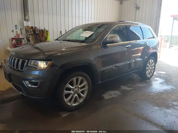 1C4RJFBG0HC904457 2017 JEEP GRAND CHEROKEE - Image 2