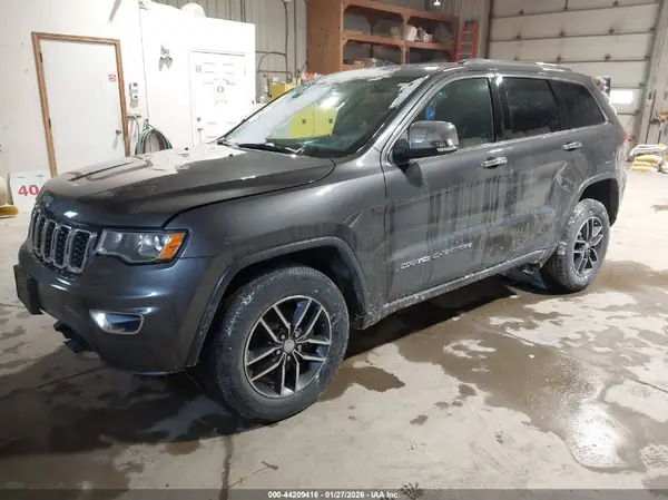 1C4RJFBG0HC922540 2017 JEEP GRAND CHEROKEE - Image 2