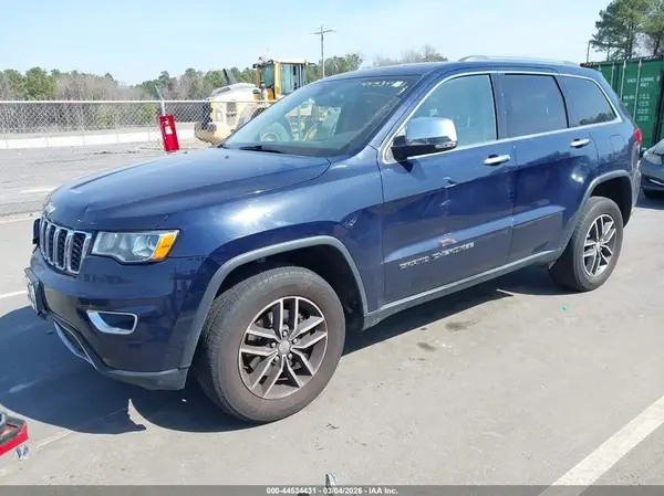 1C4RJFBG0HC947714 2017 JEEP GRAND CHEROKEE - Image 2