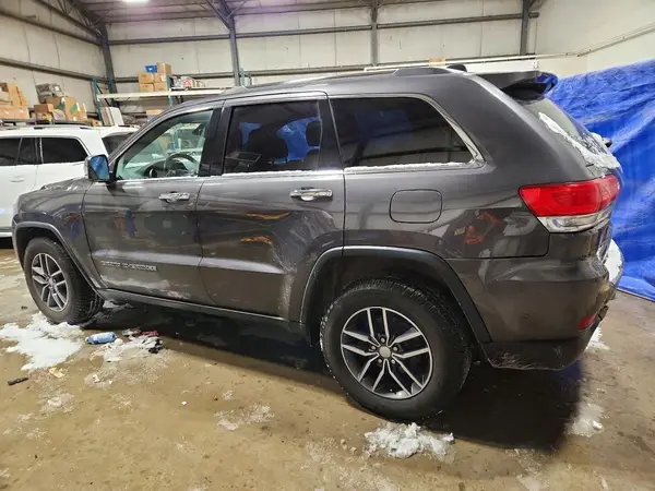 1C4RJFBG0HC952265 2017 JEEP GRAND CHEROKEE - Image 2