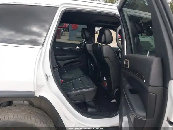 1C4RJFBG0HC955022 2017 JEEP GRAND CHEROKEE - Image 8