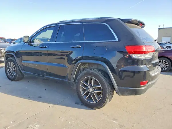 1C4RJFBG0JC128031 2018 JEEP GRAND CHEROKEE - Image 2
