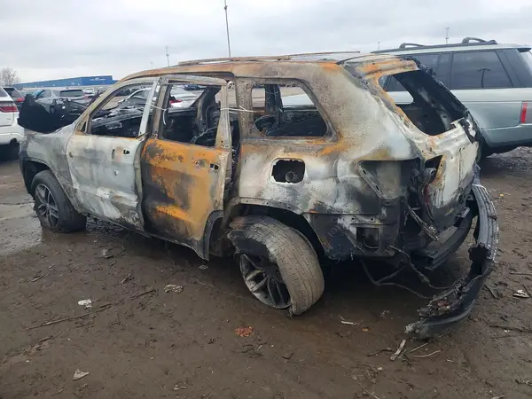 1C4RJFBG0JC172367 2018 JEEP GRAND CHEROKEE - Image 2