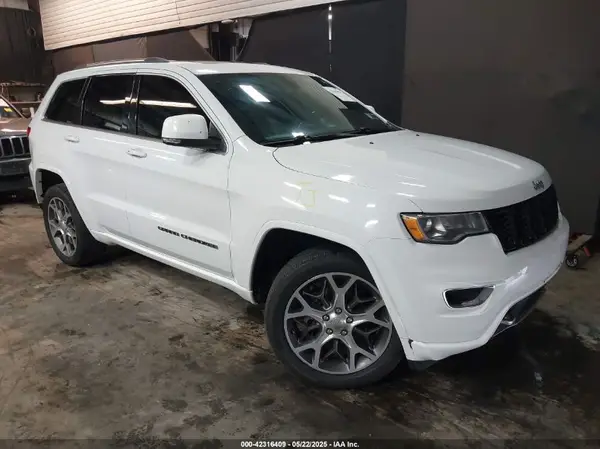 1C4RJFBG0JC263185 2018 JEEP GRAND CHEROKEE - Image 1