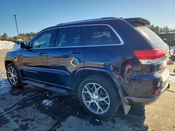 1C4RJFBG0JC367143 2018 JEEP GRAND CHEROKEE - Image 2