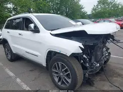 1C4RJFBG0JC400321 2018 JEEP GRAND CHEROKEE