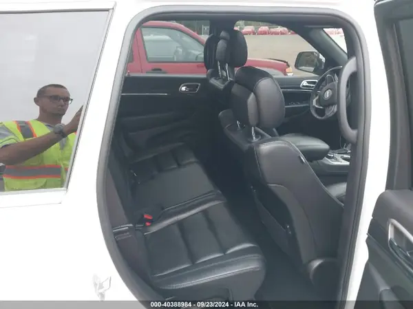 1C4RJFBG0KC660557 2019 JEEP GRAND CHEROKEE - Image 8