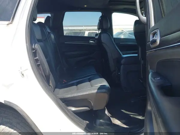 1C4RJFBG0KC697463 2019 JEEP GRAND CHEROKEE - Image 8