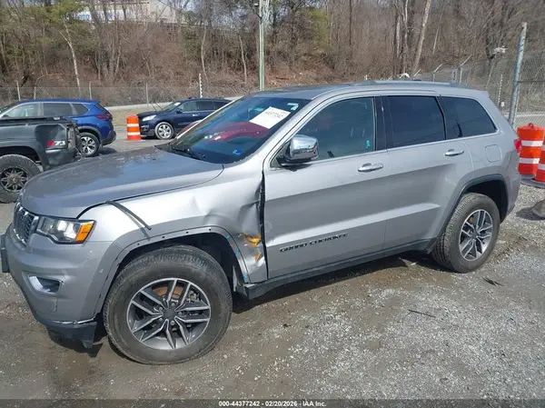 1C4RJFBG0KC813521 2019 JEEP GRAND CHEROKEE - Image 2