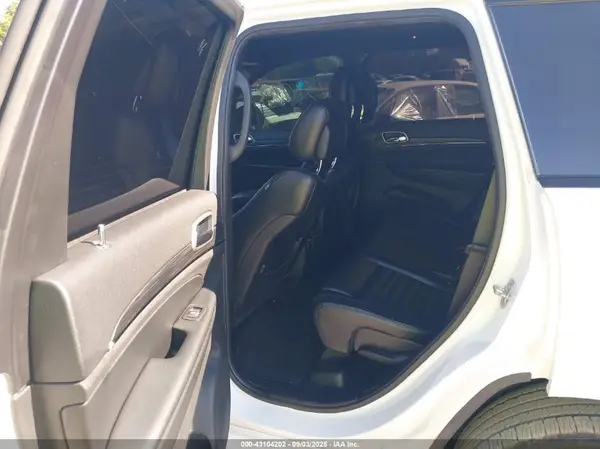 1C4RJFBG0LC237480 2020 JEEP GRAND CHEROKEE - Image 8