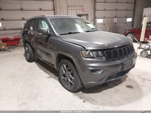 1C4RJFBG0MC586852 2021 JEEP GRAND CHEROKEE - Image 1