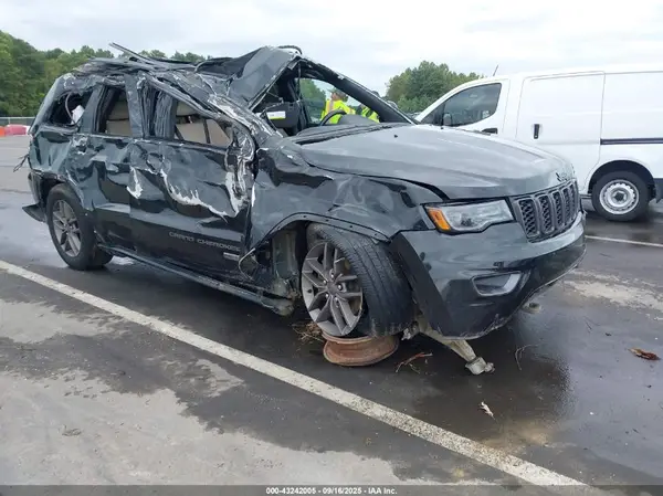 1C4RJFBG1GC453831 2016 JEEP GRAND CHEROKEE - Image 1
