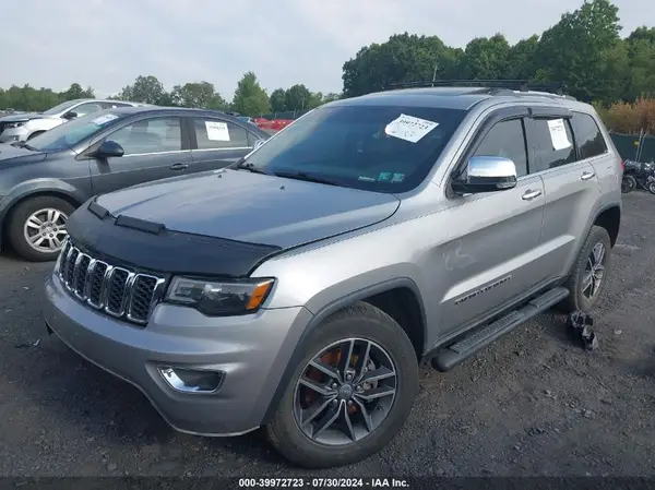 1C4RJFBG1HC604569 2017 JEEP GRAND CHEROKEE - Image 2
