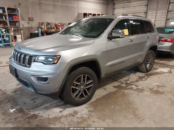 1C4RJFBG1HC661905 2017 JEEP GRAND CHEROKEE - Image 2
