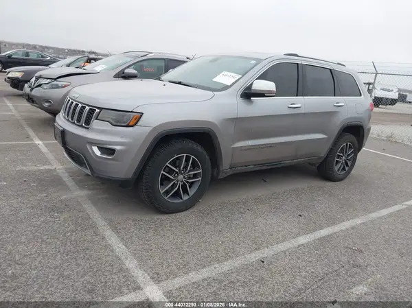 1C4RJFBG1HC776214 2017 JEEP GRAND CHEROKEE - Image 2