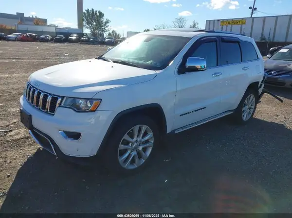 1C4RJFBG1HC792560 2017 JEEP GRAND CHEROKEE - Image 2
