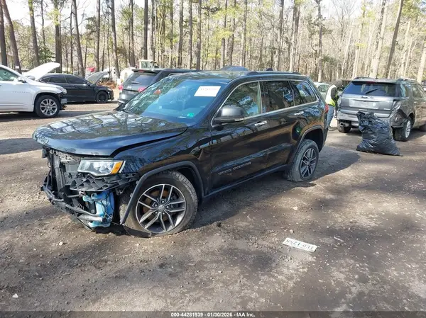 1C4RJFBG1HC836623 2017 JEEP GRAND CHEROKEE - Image 2