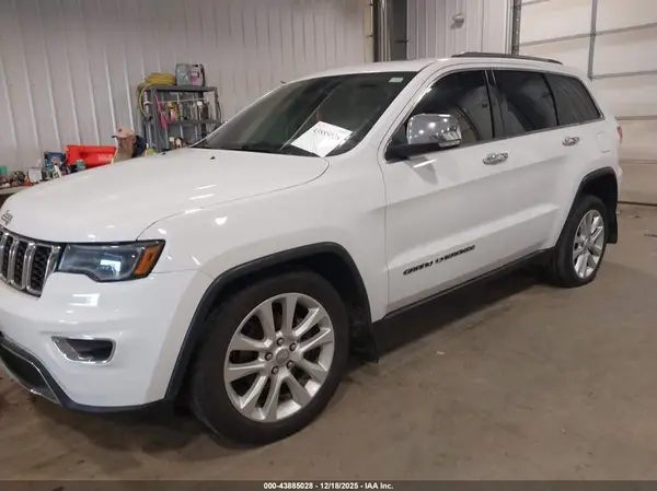 1C4RJFBG1HC891332 2017 JEEP GRAND CHEROKEE - Image 2