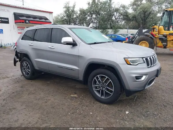 1C4RJFBG1HC924393 2017 JEEP GRAND CHEROKEE - Image 1