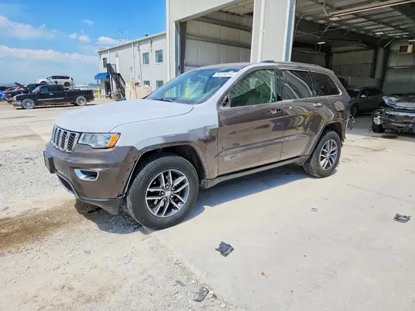 1C4RJFBG1JC136249 2018 JEEP GRAND CHEROKEE - Image 1