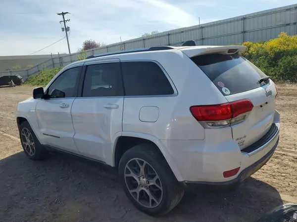 1C4RJFBG1JC203500 2018 JEEP GRAND CHEROKEE - Image 2