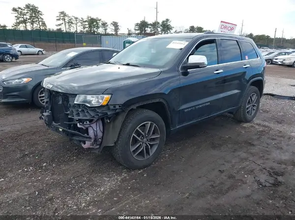 1C4RJFBG1JC321076 2018 JEEP GRAND CHEROKEE - Image 2
