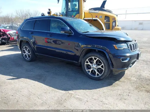 1C4RJFBG1JC332286 2018 JEEP GRAND CHEROKEE - Image 1
