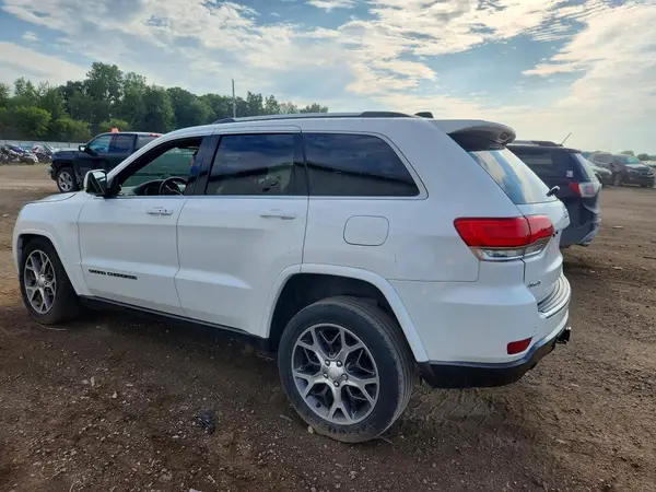 1C4RJFBG1JC332305 2018 JEEP GRAND CHEROKEE - Image 2