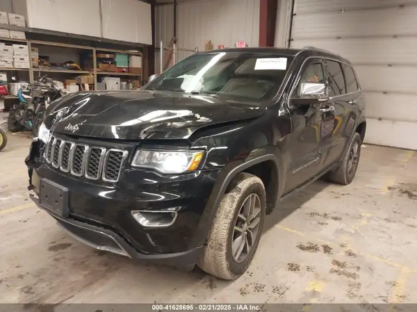 1C4RJFBG1JC357205 2018 JEEP GRAND CHEROKEE - Image 2