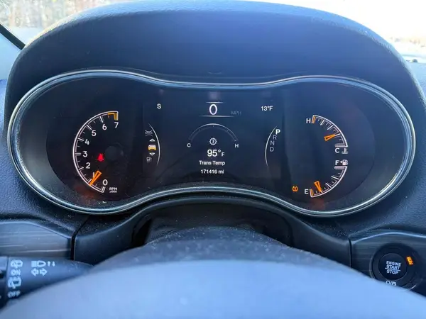 1C4RJFBG1KC748758 2019 JEEP GRAND CHEROKEE - Image 8