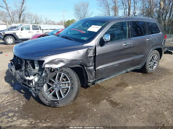 1C4RJFBG1KC773028 2019 JEEP GRAND CHEROKEE - Image 2